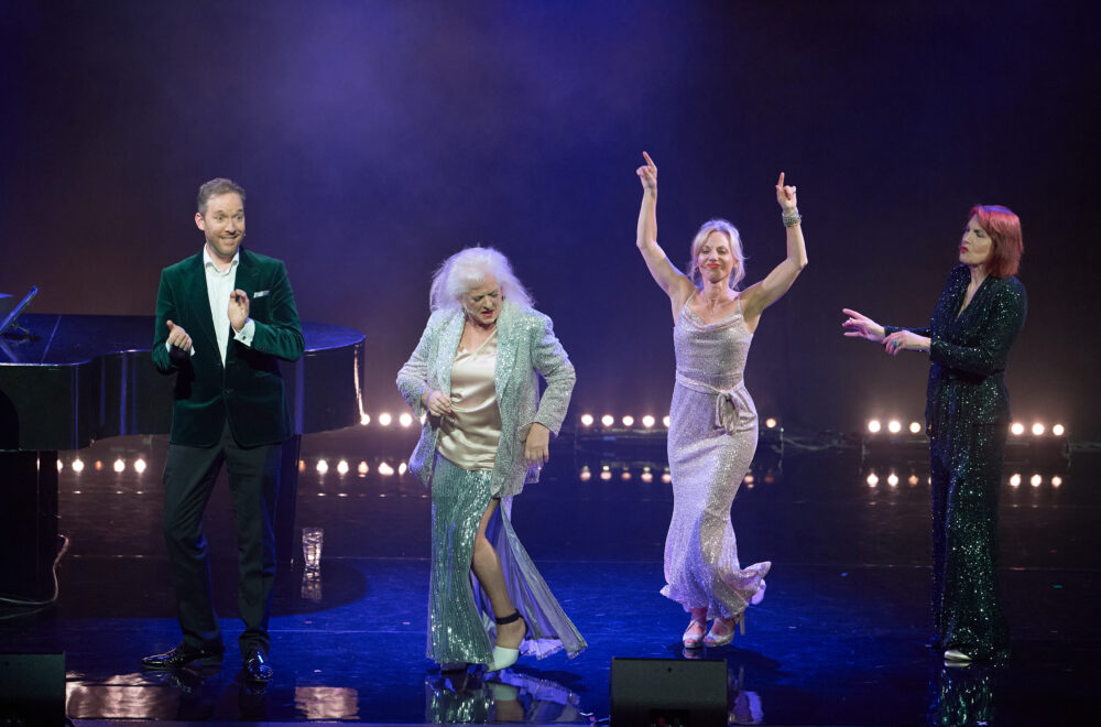 FASCINATING AIDA Camberley Theatre CREDIT Geraint Lewis